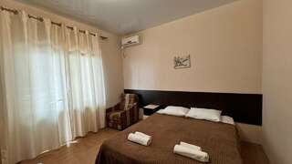 Гостиница Южный Лазаревское Стандартный трехместный номер-1